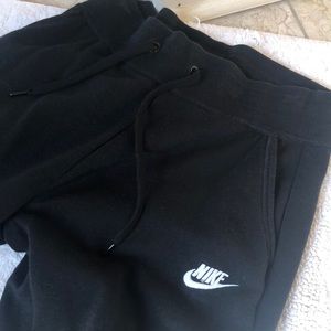 Soft black Nike sweatpants